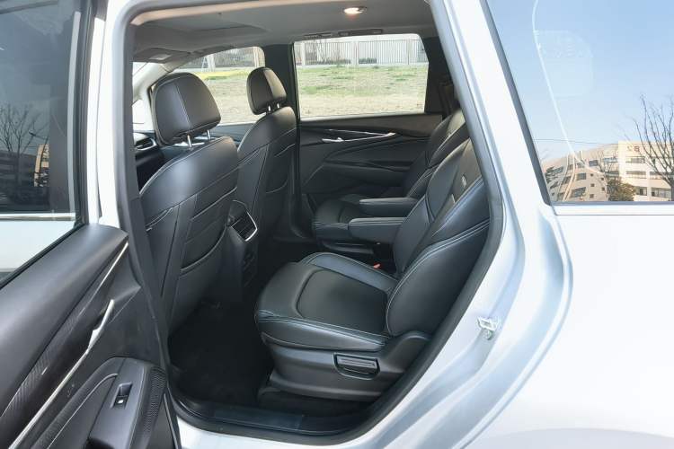 Used SAIC MAXUS G50 2019 1.5T Automatic Elite Edition China VI Standard