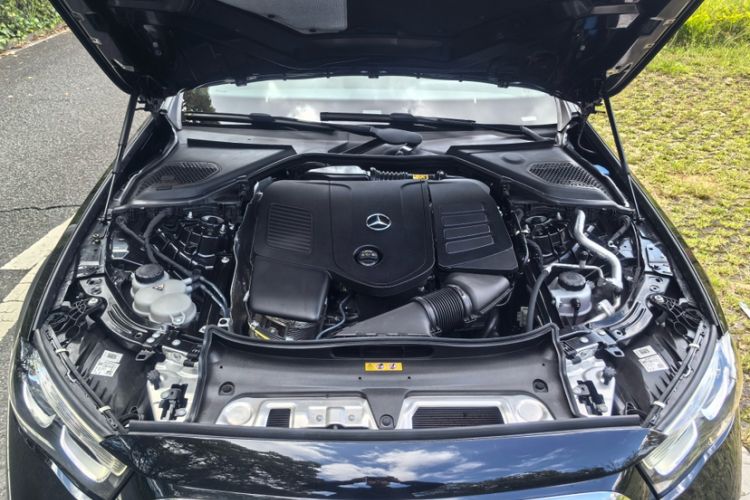 Used Mercedes-Benz E-Class 2024 Facelift E 300 L Fashion Sport Edition
