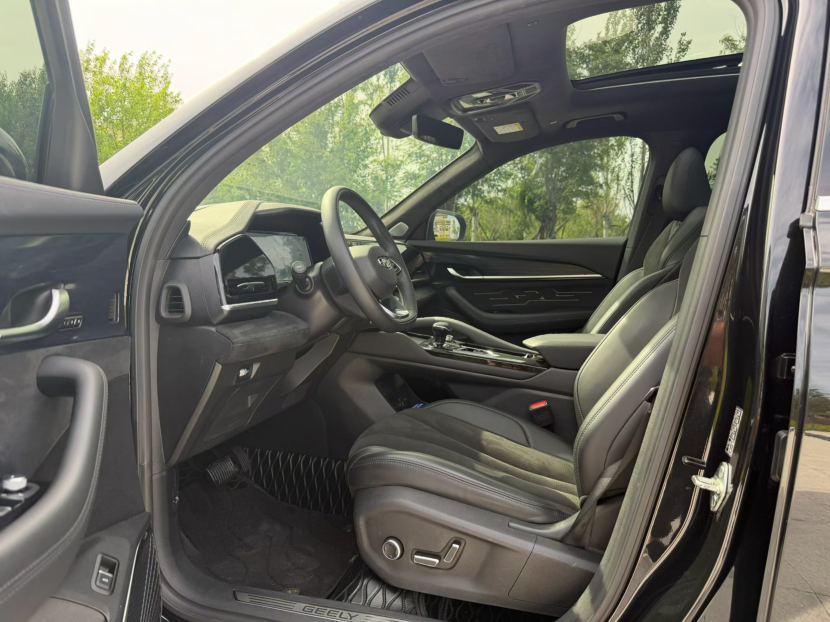 Geely Auto Monjaro L 2024 2.0TD High-Power Automatic Two-Wheel Drive Skyline Edition — снимка 8