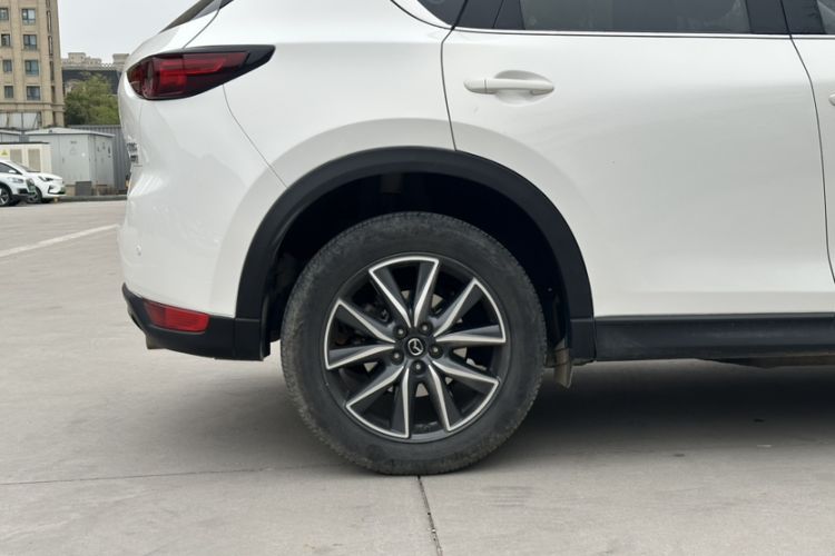 Used Mazda CX-5 2017 2.5L Automatic 4x4 ZhiZun Version China V Standard