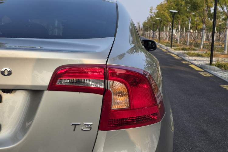 Used Volvo S60 2018 S60L T3 Smart Progress Edition
