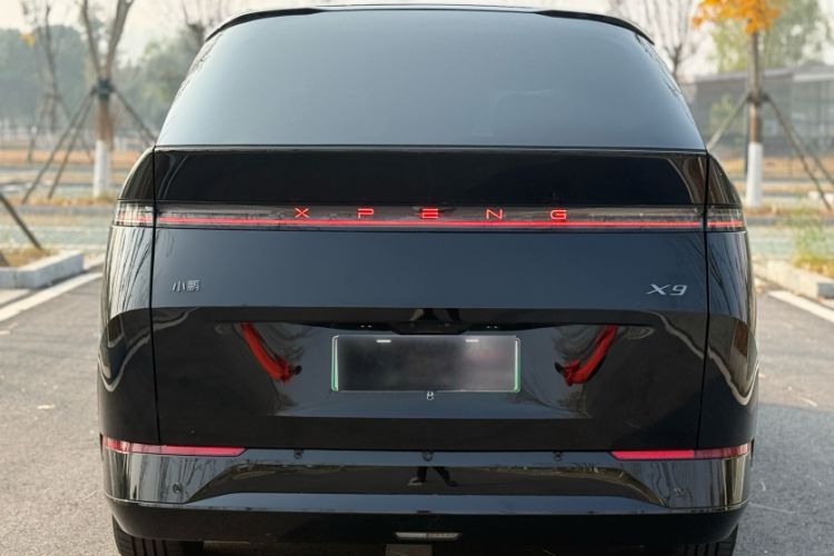 Used XPeng X9 2024 702 Ultra-Long Range Pro