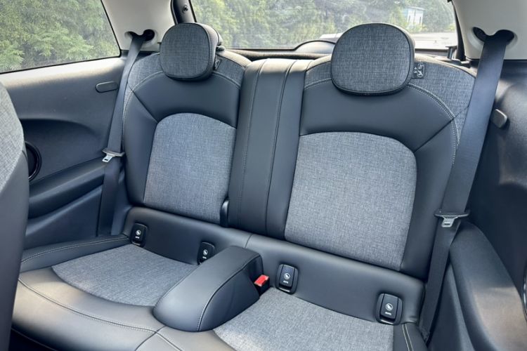 Used MINI MINI 2019 1.5T COOPER Classic Edition