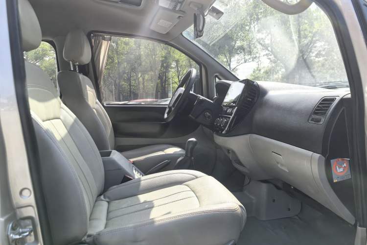 Used FORTHING Lingzhi 2016 M3 1.6L 7-Seater Luxury Model China IV Standard