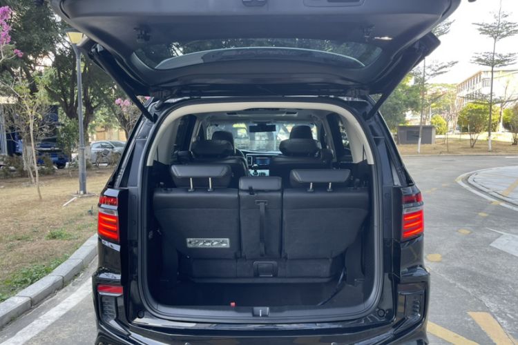 Used Honda Elysion 2019 2.0L Hybrid Luxury Edition