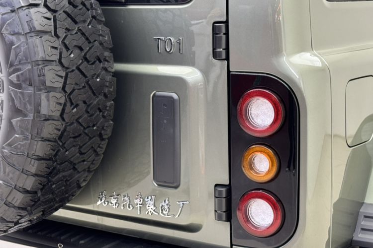 Used 212 T01 2025 2.0T Changfeng
