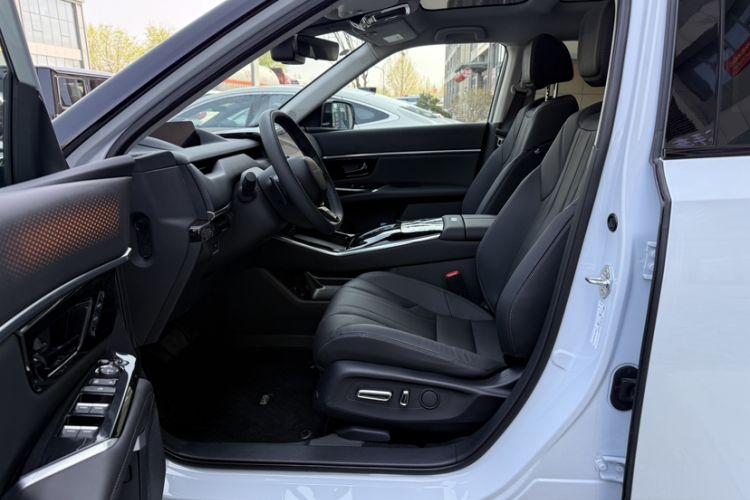 Used Honda P7 2025 Rear-Drive Long-Range Pro