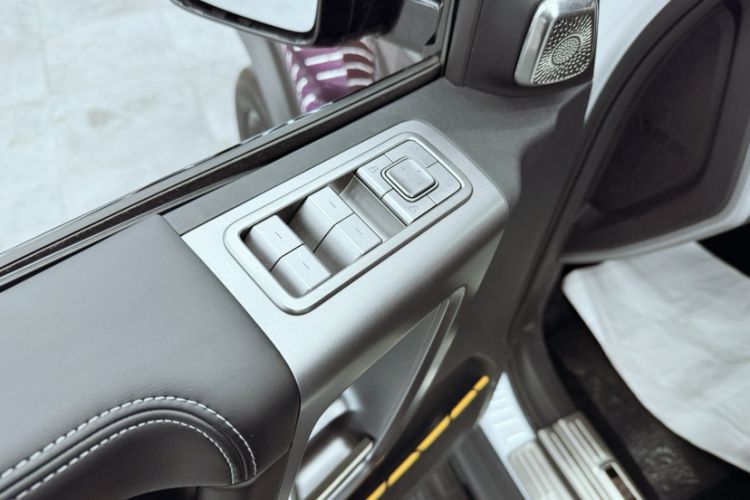 Used iCAR V23 2025 401 Two-Wheel Drive Advanced Edition Interior 3