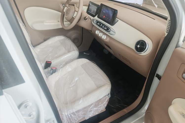 Used Wuling Hongguang MINIEV 2025 Four-Door Version Premium Edition