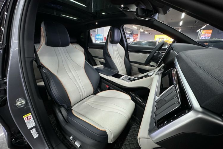 Used BYD Song PLUS New Energy 2021 DM-i 110KM Flagship PLUS Interior 5