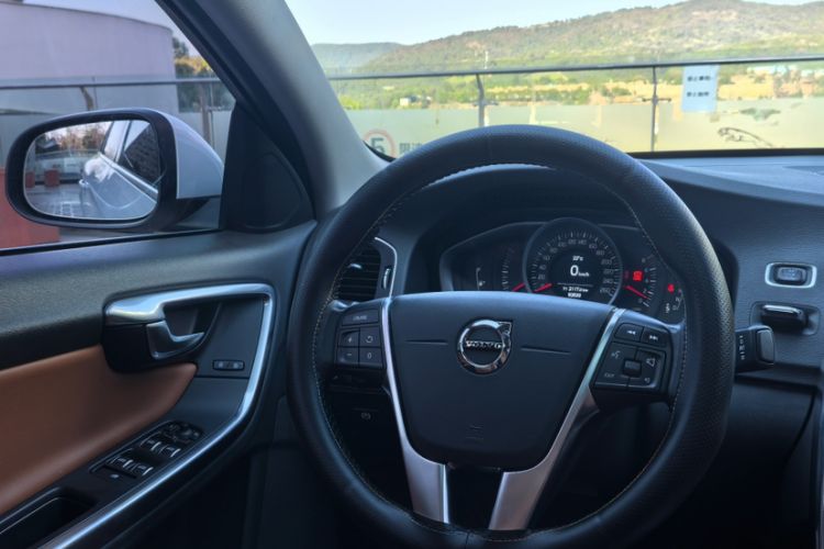 Used Volvo S60 2019 S60L Facelift T5 Intelligent Advanced Edition
