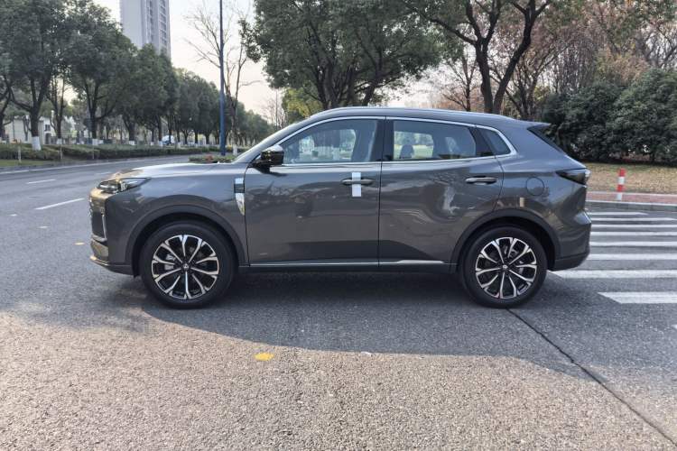 Used Changan CS55PLUS PHEV 2025 Smart New Blue Whale 125km Ultra-Range Edition
