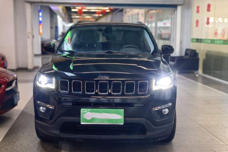 Used Jeep Compass 2019 220T Automatic Enjoyment Version
