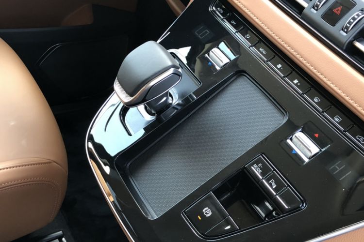 Used Hongqi HQ9 PHEV 2024 2.0T Four-Wheel Drive Business Edition