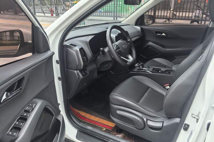 Used Hyundai ix35 2021 240TGDi DCT Two-Wheel-Drive GLS Leading Edition Interior 2