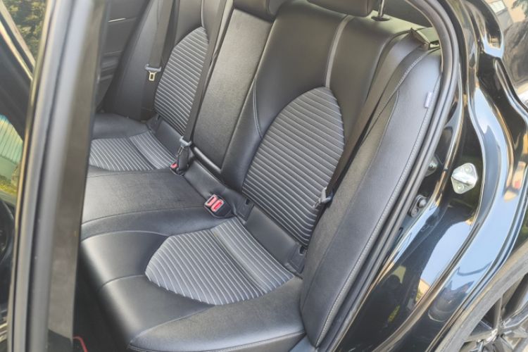 Used Toyota Camry 2022 2.5S Knight Edition
