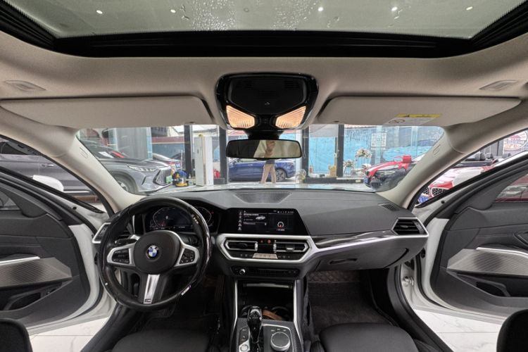 Used BMW 3 Series 2020 325Li M Sport Package Interior 3