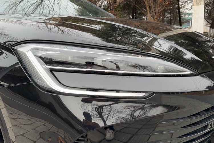 Used BYD Seal 2023 DM-i 1.5T 121km Flagship Model
