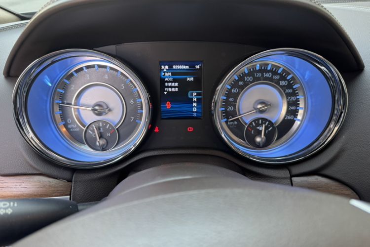 Used Chrysler 300C 2014 3.0L Excellence Edition