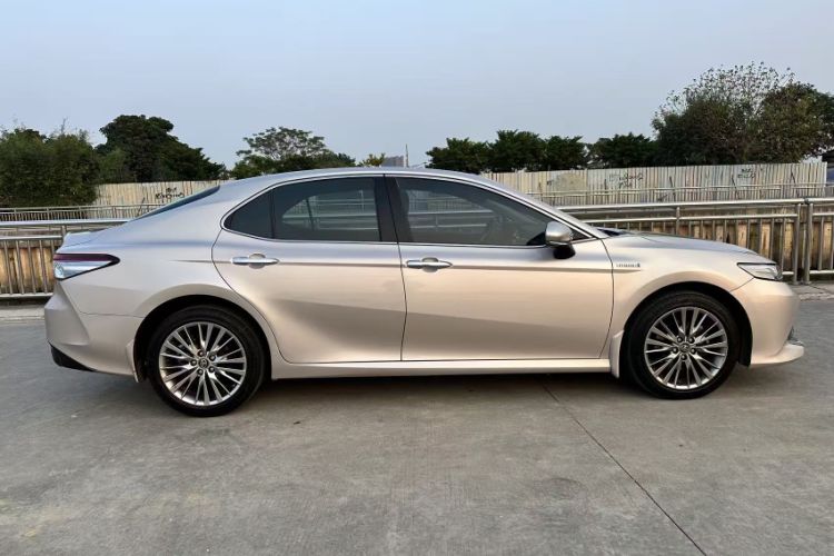 Used Toyota Camry 2019 Revised Version Dual-Engine 2.5 HG Luxury Edition