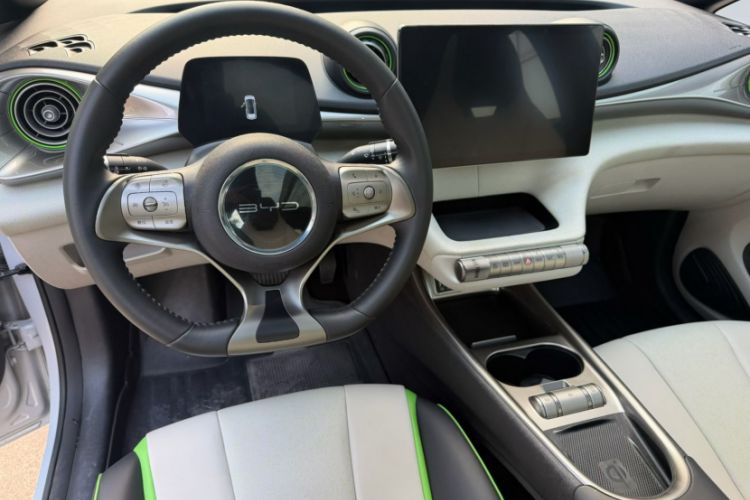 Used BYD Dolphin 2021 405 km Fashion Edition