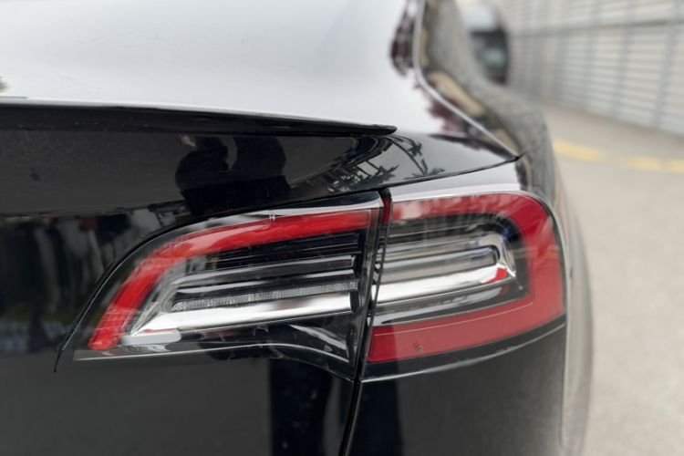 Used Tesla Model 3 2021 Standard Range Rear-Drive Upgraded Version Exterior 6