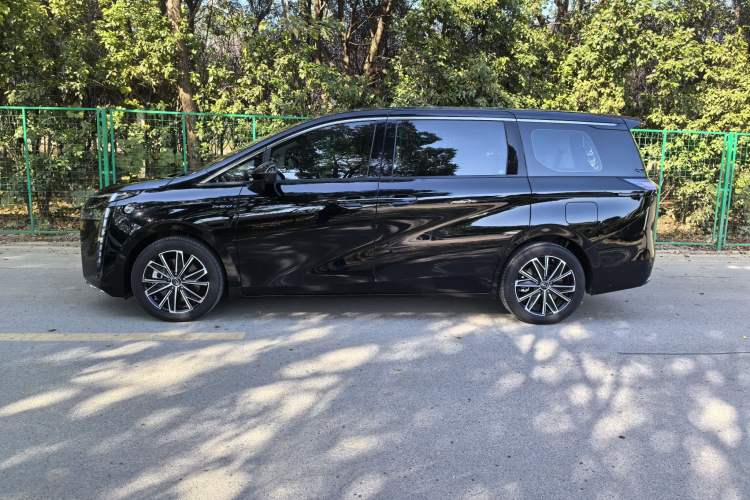 Used GAC Trumpchi E8 New Energy 2024 150km PRO
