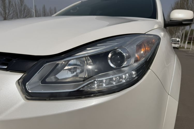 Used JMC Yusheng S350 2016 2.0T Automatic All-Wheel Drive Gasoline Luxury Edition 5 Seats