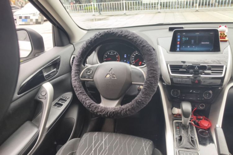 Used Mitsubishi Eclipse Cross 2019 1.5T CVT Two-Wheel Drive Fearless Edition China VI Standard Interior 2