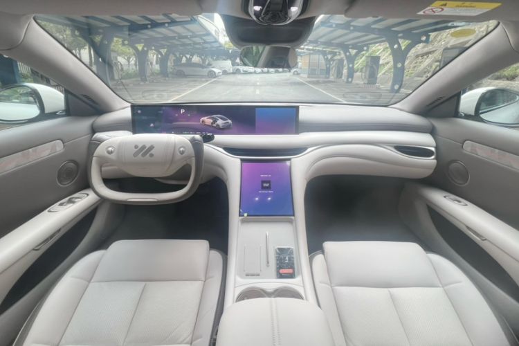 Used IM L6 2025 Max Interior 5