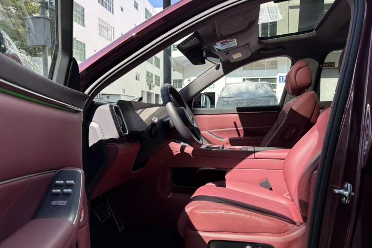 Used Hima AITO M8 2025 Extended-Range Ultra Version 53.4 kWh 5-Seater Edition