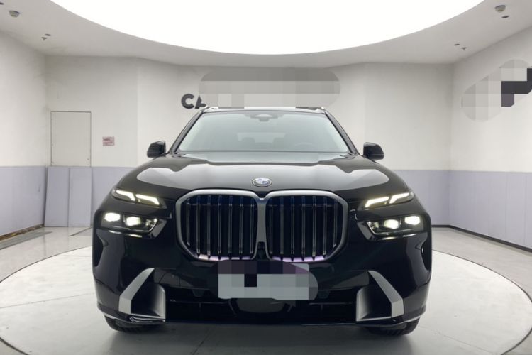 Used BMW 5 Series 2024 530Li Leading Model M Sport Package Exterior 2