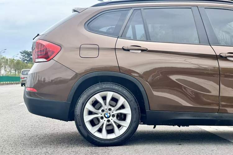 Used BMW X1 2013 sDrive18i Leading Model