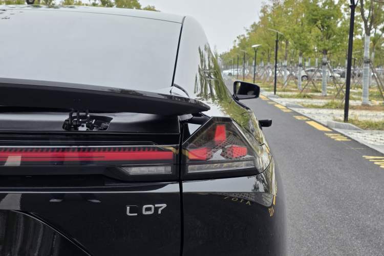 Used Deepal L07 2026 Model 550Ultra Huawei Qiankun ADS SE Edition
