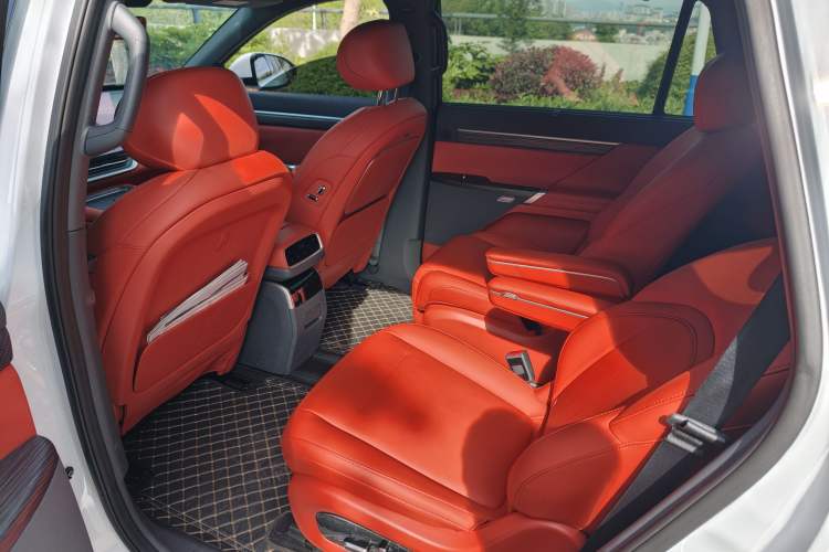 Used Dongfeng eπ eπ008 2025 210Ultra LikeYi Edition 6-Seater
