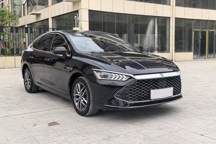 Used BYD Qin PLUS 2023 Champion Edition DM-i 120KM Beyond Model Exterior 5