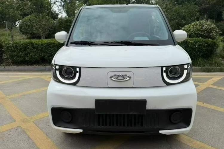 Used Chery QQ Ice Cream 2022 170km Sundae Phosphate Lithium-Ion