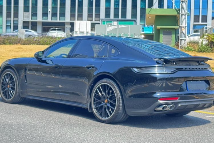 Used Porsche Panamera 2023 Facelifted Panamera 2.9T Platinum Edition