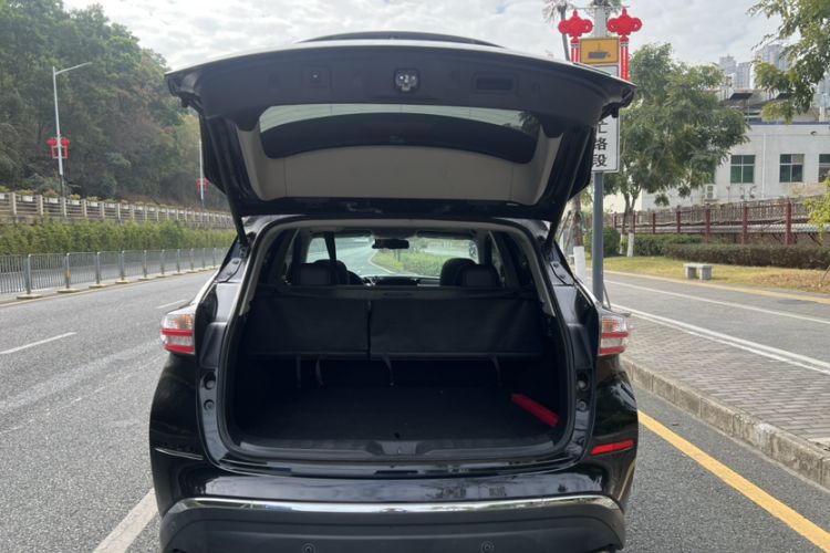 Used Nissan Murano 2021 2.5L XL Two-Wheel Drive Smart Connect Luxury Edition Exterior 8