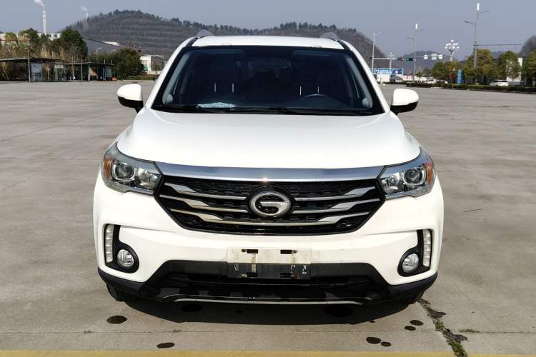 Used GAC Trumpchi GS4 2017 235T Manual Two-Wheel Drive Luxury Edition
