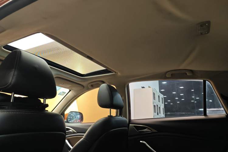 Used BYD Song 2017 Gaishe Upgrade Edition 1.5TID Automatic Elite Model