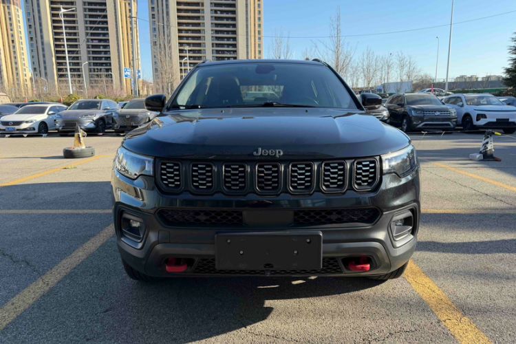 Used Jeep Compass 2021 220T Automatic Leading Edition Exterior 6