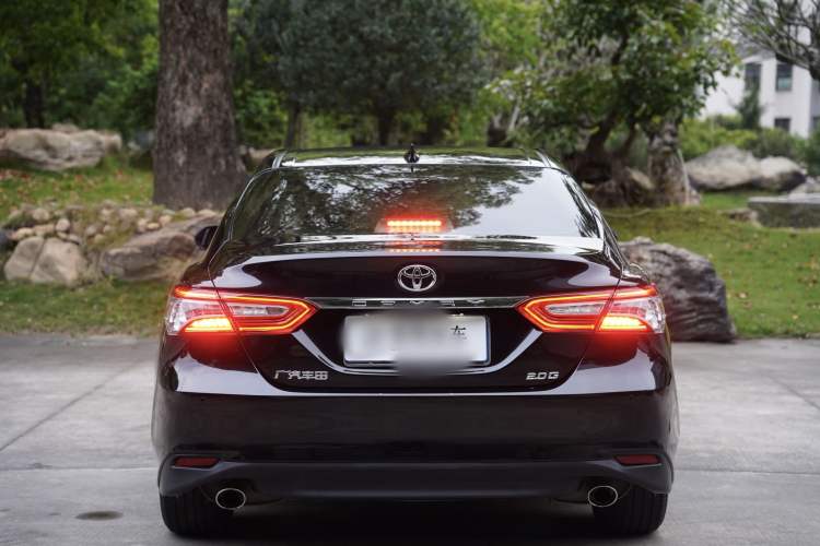 Used Toyota Camry 2021 2.0G Luxury Edition
