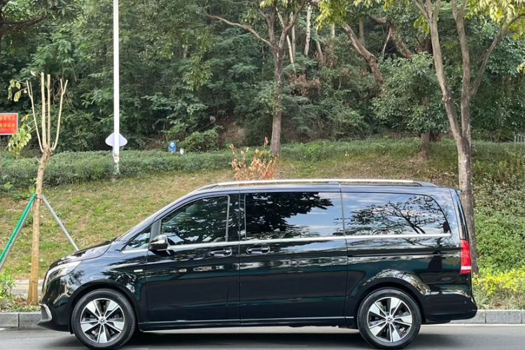 Used Mercedes-Benz V-Class 2021 V 260 Prestige Edition
