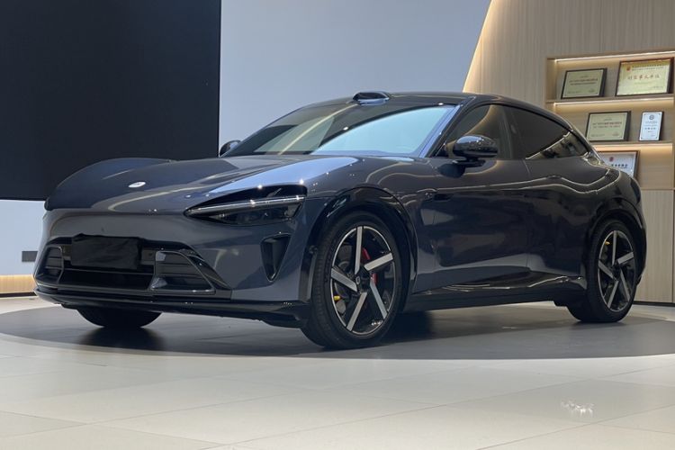 Used Xiaomi Auto YU7 2025 Ultra-Long Range High-Performance All-Wheel-Drive Max Edition