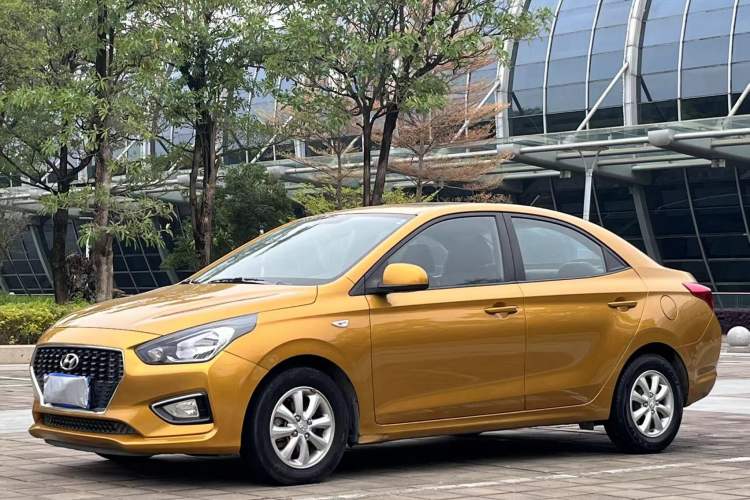 Used Hyundai Verna (older generation) 2017 1.4L Automatic YueXiang Edition China V-standard Left Front Headlight