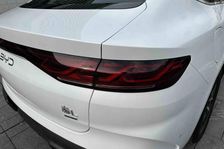 Used BYD Qin L 2025 DM-i Smart Drive 120KM Superior Model
