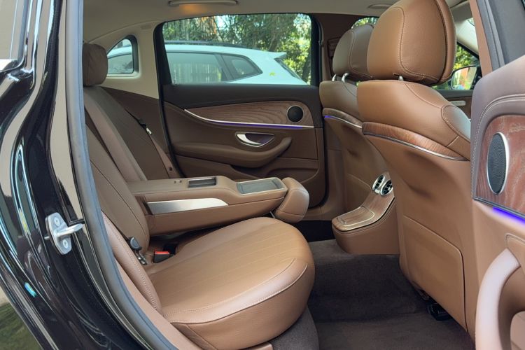 Used Mercedes-Benz E-Class 2022 Second Facelift E 300 L Fashion Edition
