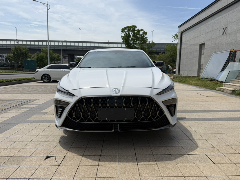 MG 5 Scorpio 2022 1.5T Luxury Edition — снимка 3
