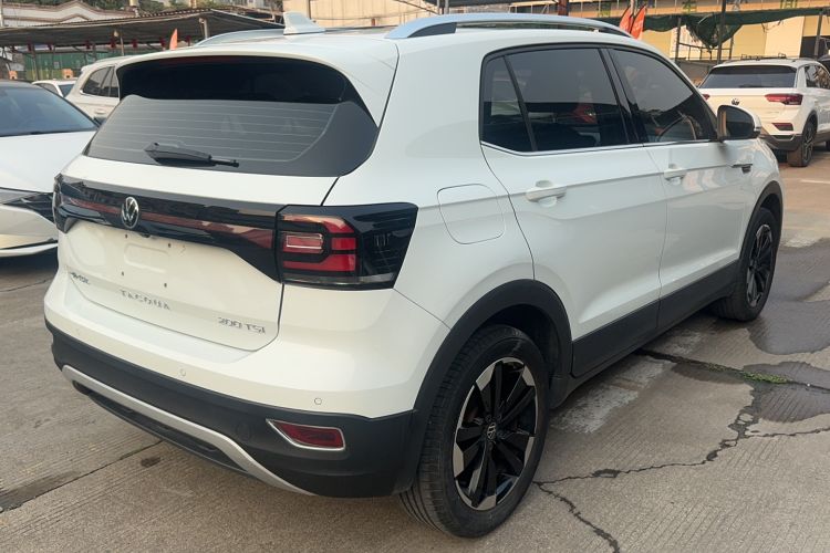 Used Volkswagen Tacqua 2021 200TSI DSG JoyConnect Edition Exterior 3